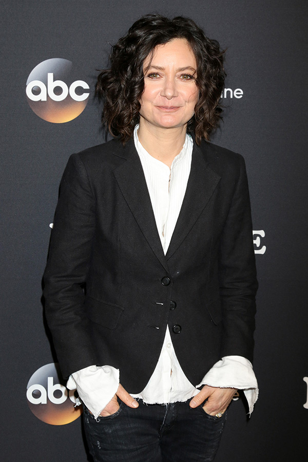 Sara Gilbert